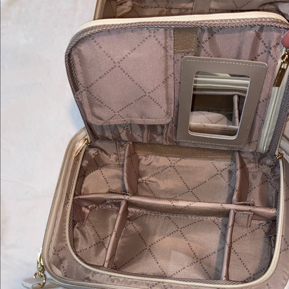 Elegant Cream and Pink Women's Bag - Picture 4 of 9